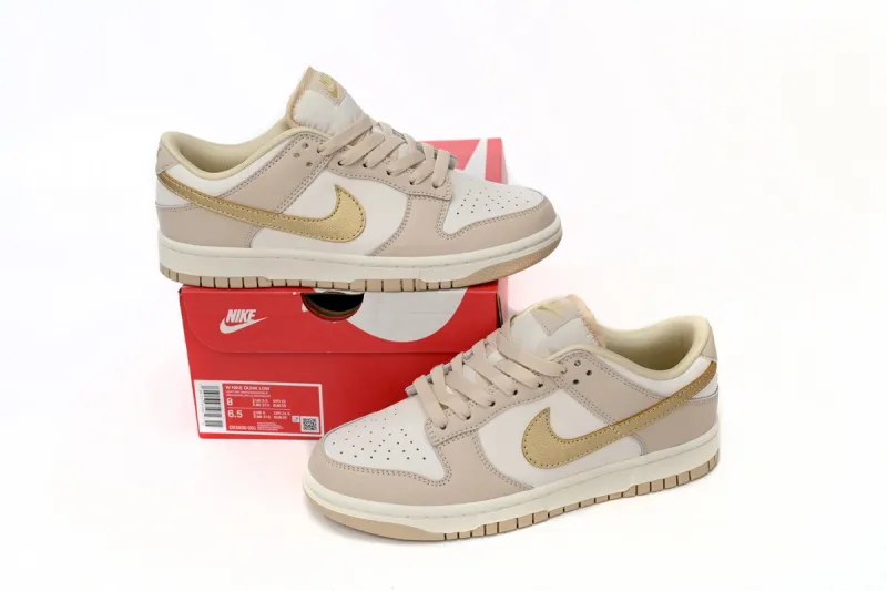 dunk Gold Swoosh low
