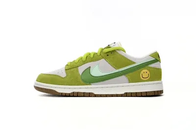 Nike SB Dunk Low SE 85 Green Apple White Reps Sneaker DO9457-122  01