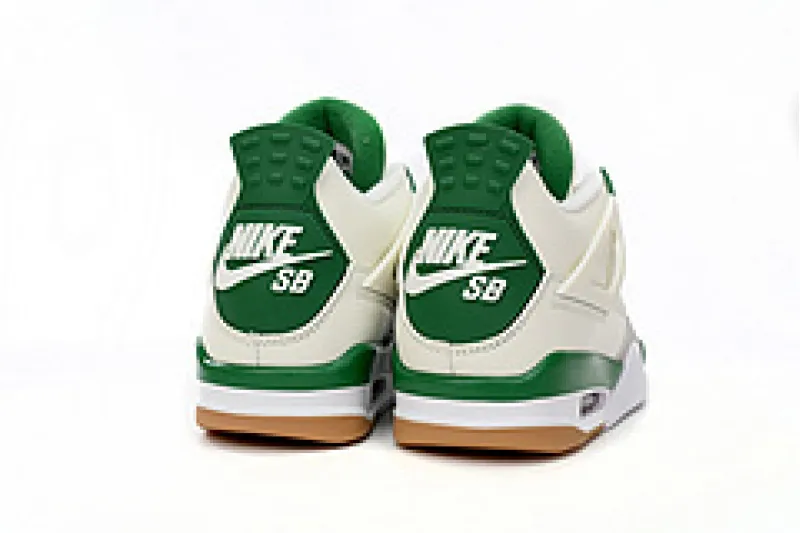 SB Jordan 4