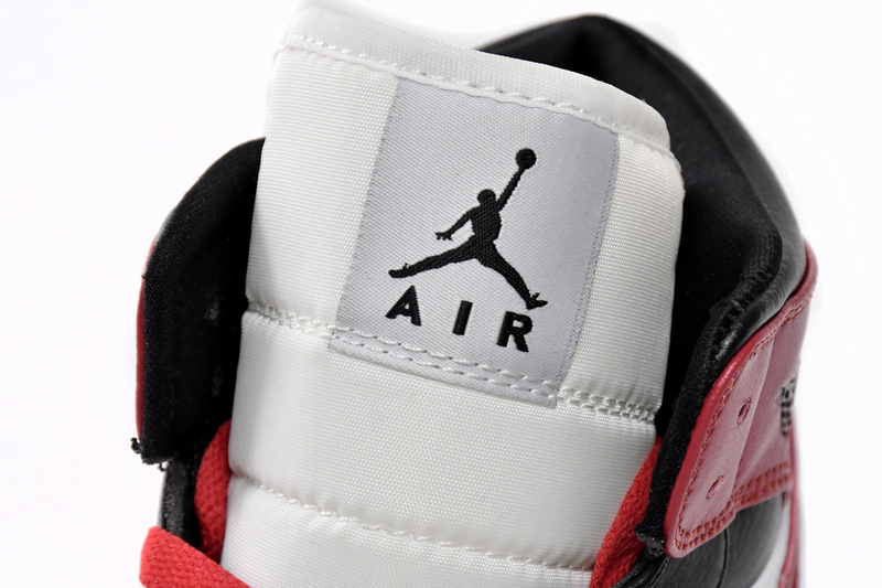 Alternate Bred Toe