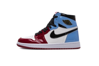 Air Jordan 1 Retro High Fearless UNC Chicago Reps Sneaker CK5666-100  01