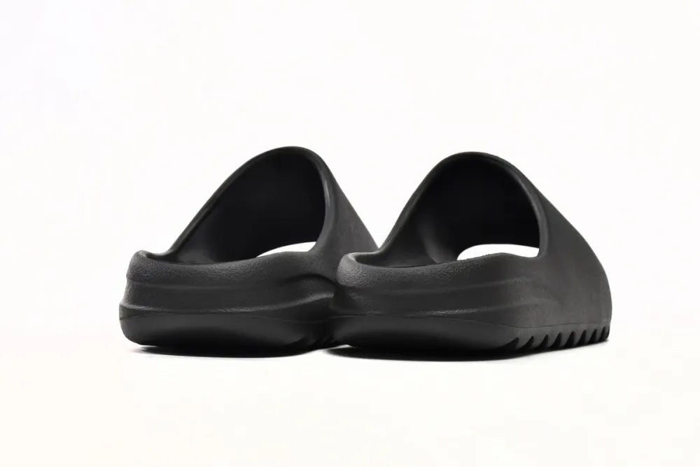 Adidas Yeezy Onyx