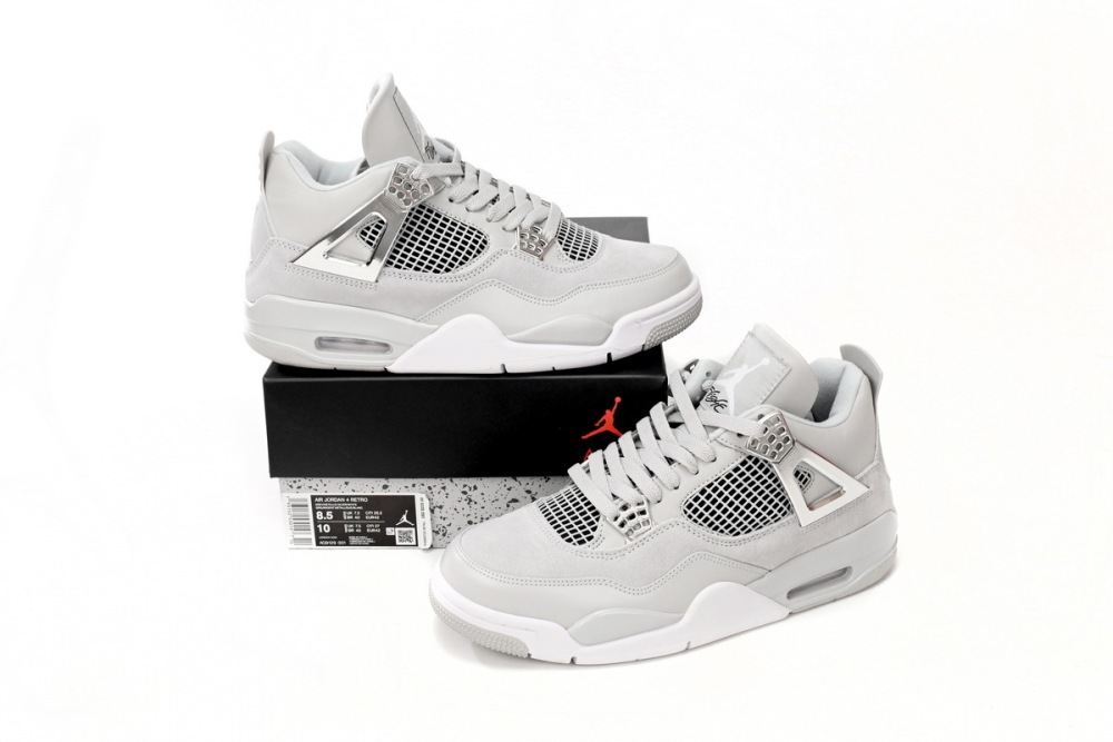 Fake Jordan 4 Frozen Moments