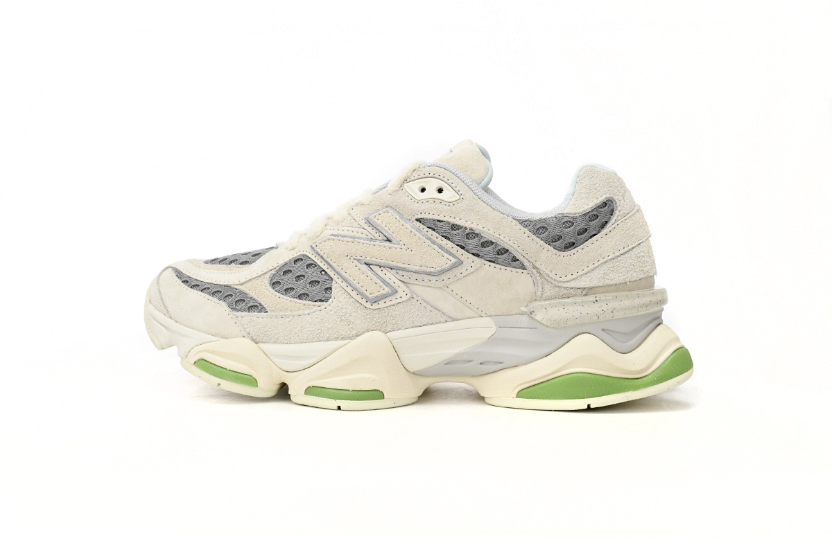 New Balance 9060 Bricks And Wood 