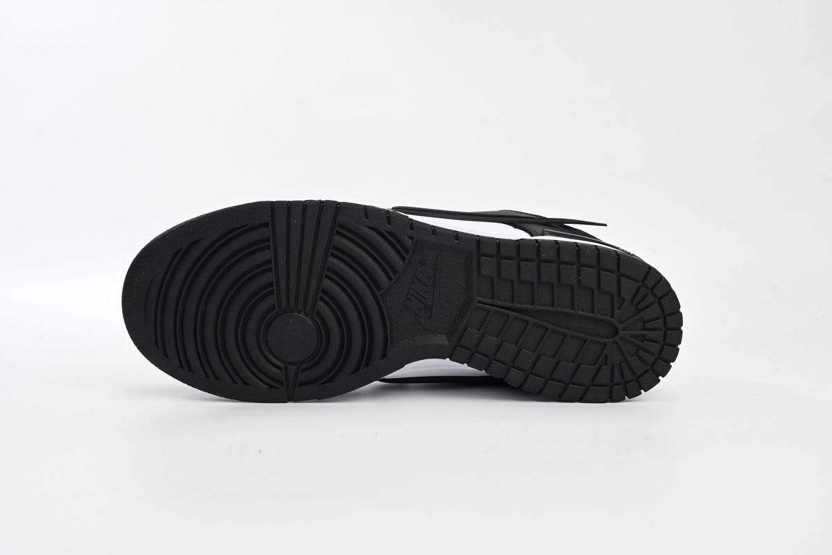 Nike Dunk Low Twist Panda