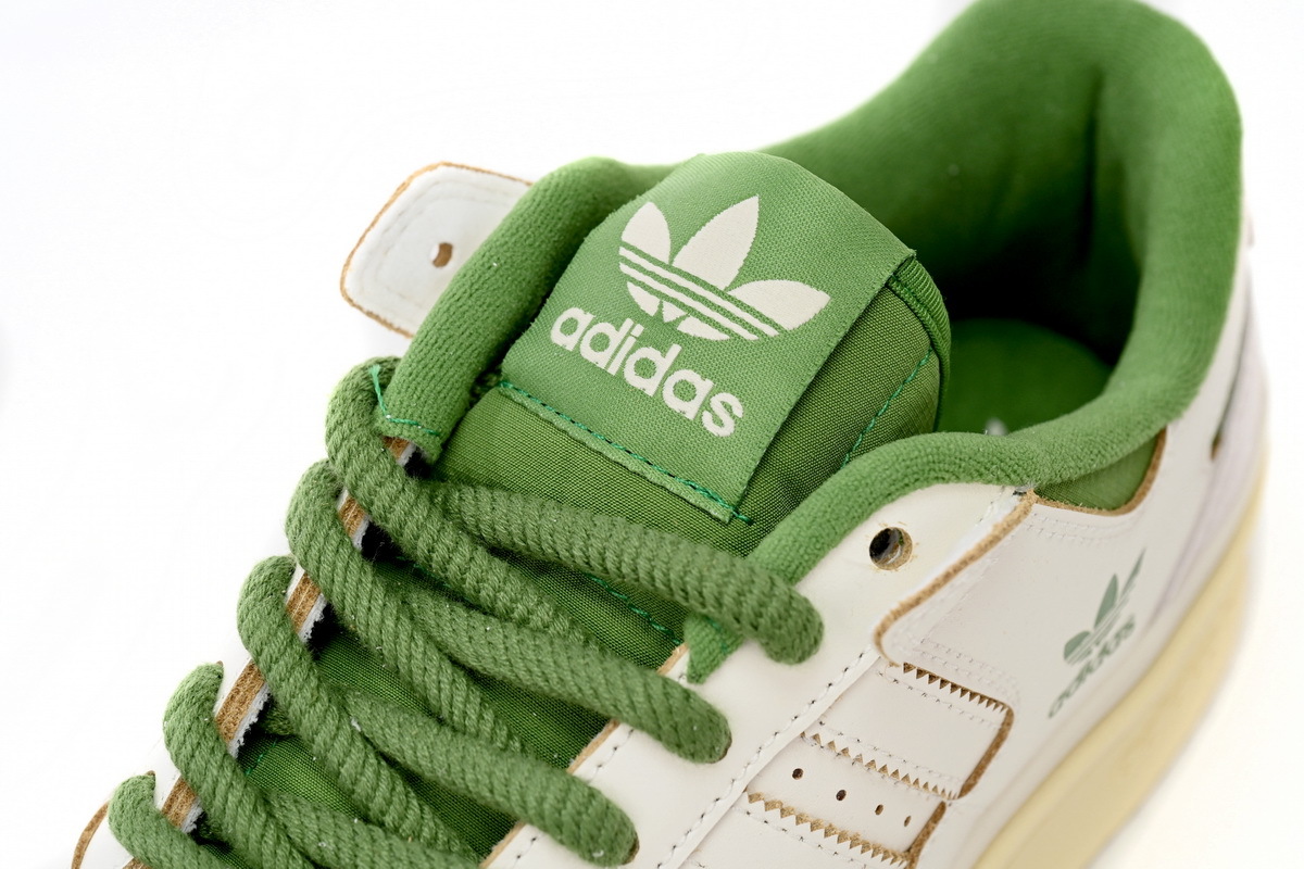 Forum 84 Low Classic 'Vintage Green'
