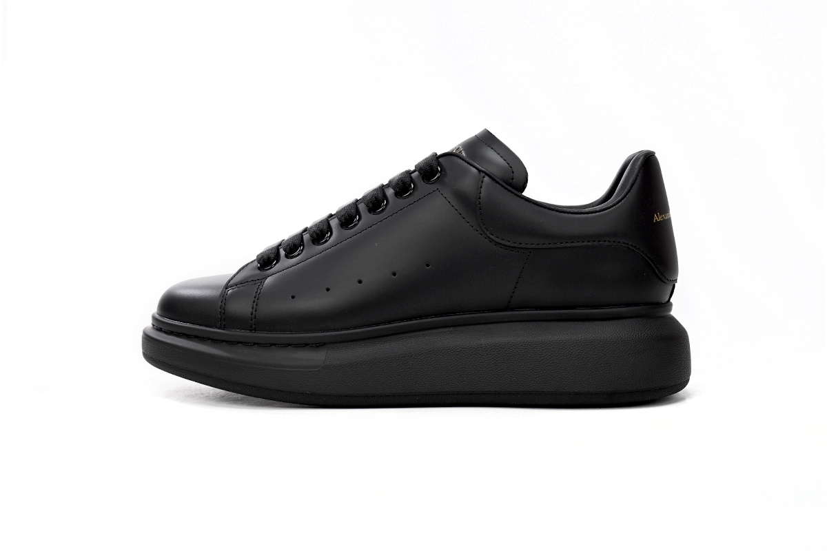 Alexander Mcqueen Oversized Black