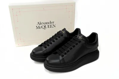 Rsnow Alexander Mcqueen Oversized Black Reps Sneakers  553761WHGP01000 02