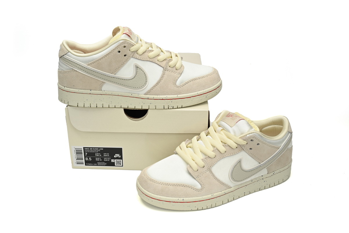 Rsnow Dunk Low Premium SB 'City Of Love Collection Light Bone' FZ5654-100