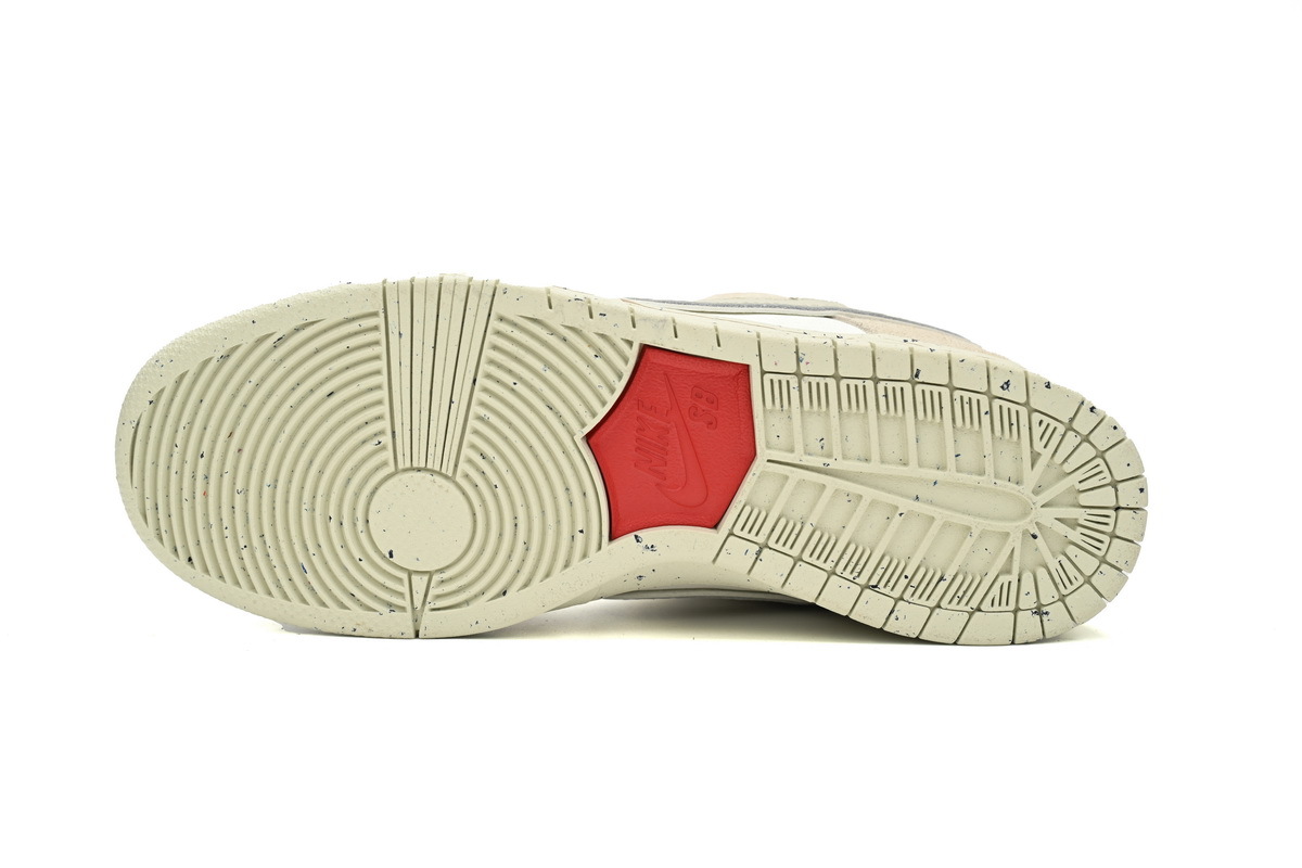 Rsnow Dunk Low Premium SB 'City Of Love Collection Light Bone' FZ5654-100