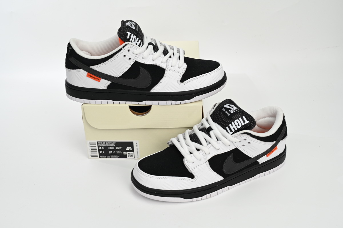 TIGHTBOOTH x Dunk Low SB
