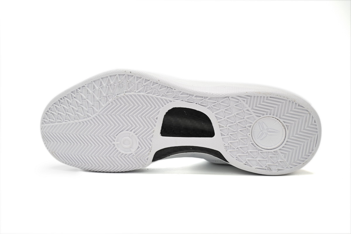 triple white kobe