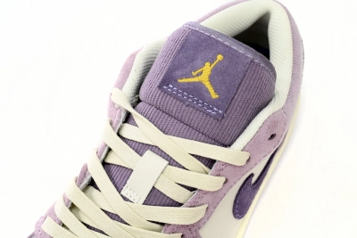 Jordan 1 Low Unity DR8057-500 02