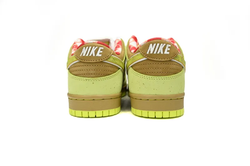 Rsnow CONCEPTS × Nike Dunk SB Fluorescent Yellow Lobster BV1310-566