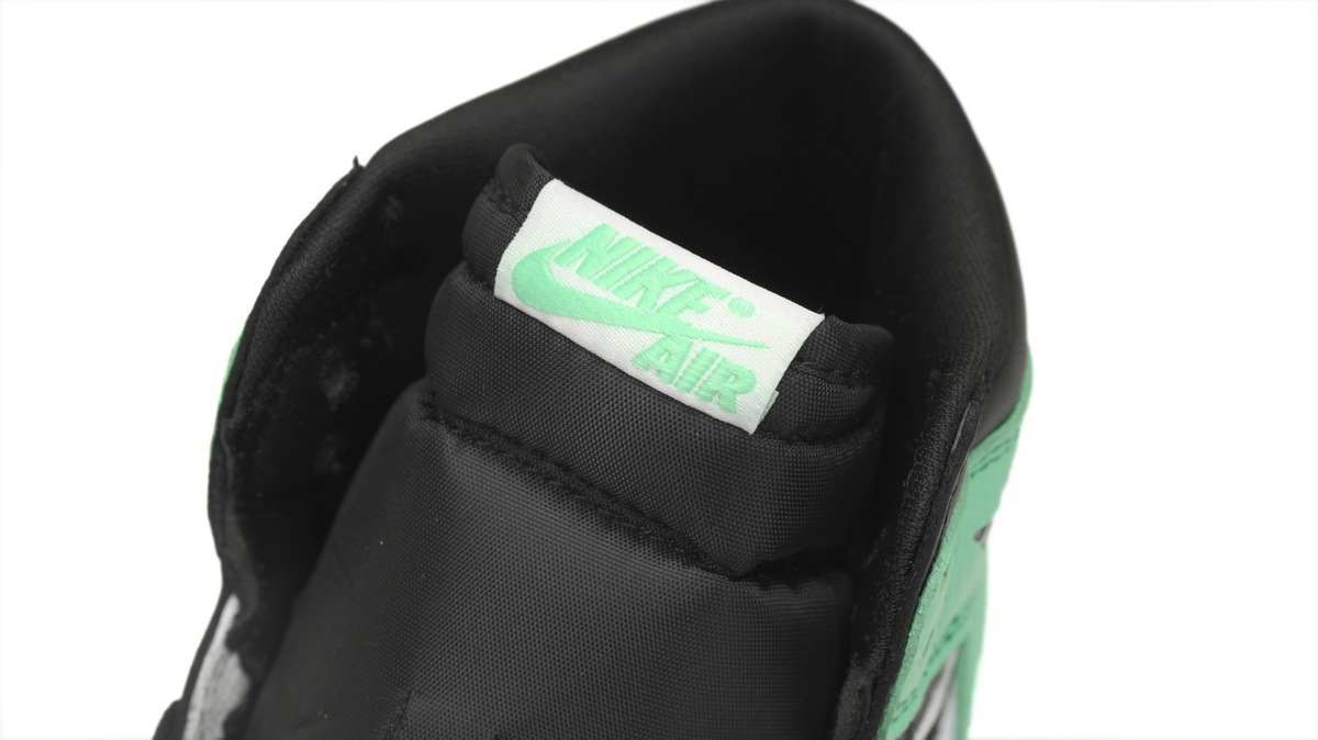 Rsnow Jordan 1 Retro High OG Green Glow DZ5485-130