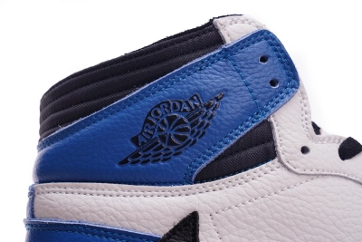 Jordan 1 Retro High OG SP Fragment x Travis Scott DH3227-105 02