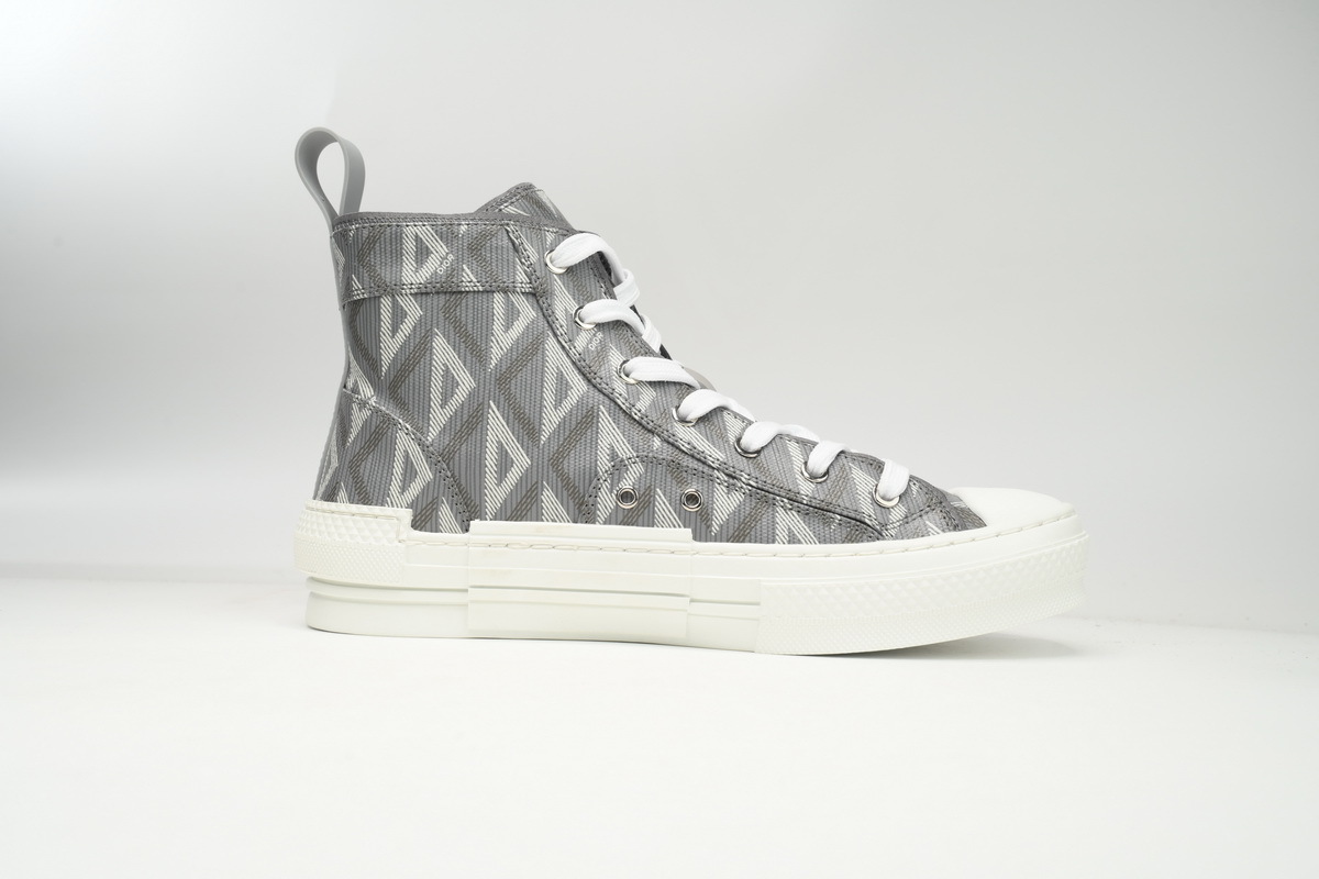 B23 Gray Diamond Fake