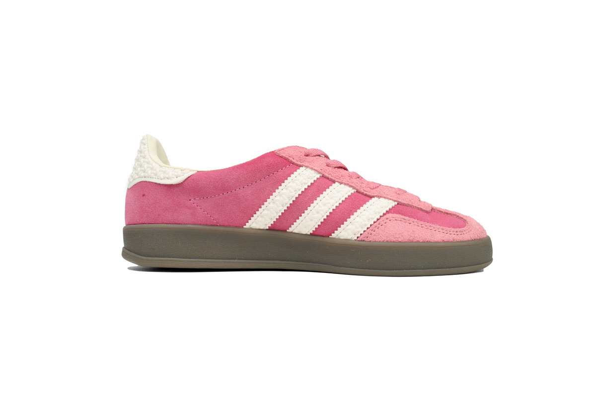 Gazelle Indoor Pink Cloud White Reps