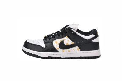 Nike SB Dunk Low Supreme Stars Black (2021) DH3228-102 01