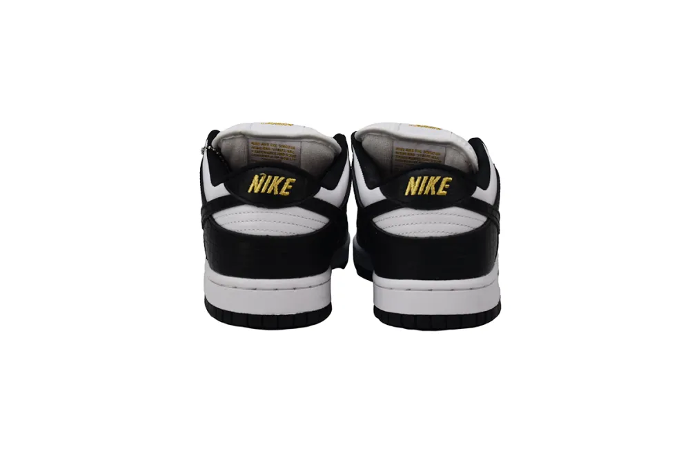 Nike SB Dunk Low Supreme Stars Black (2021) DH3228-102
