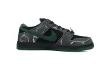 THERE Skateboards x Dunk Low SB Black Gorge Green HF7743-001