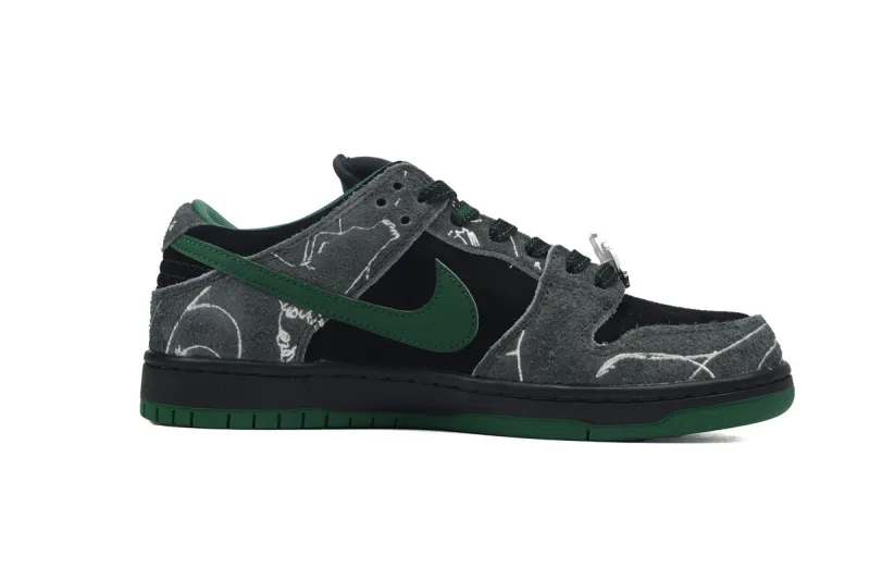 THERE Skateboards x Dunk Low SB Black Gorge Green HF7743-001