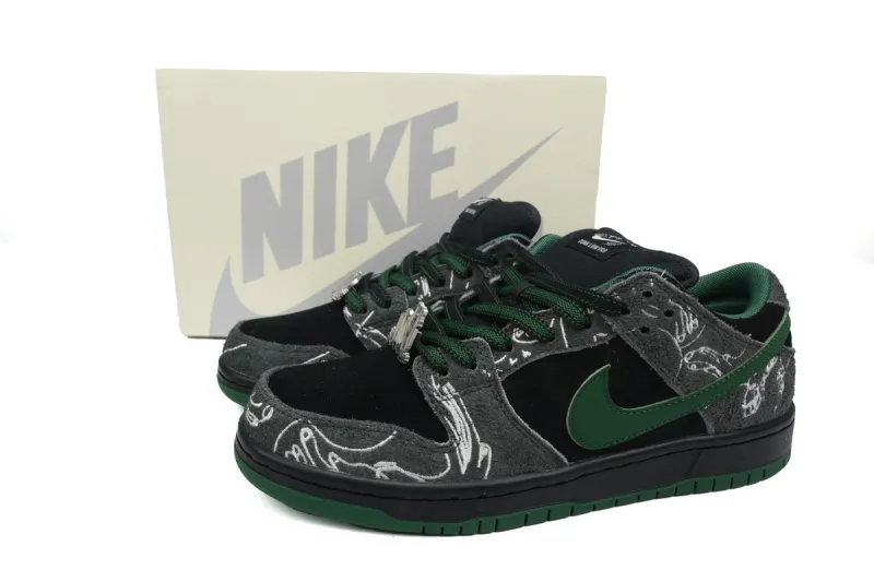 THERE Skateboards x Dunk Low SB Black Gorge Green HF7743-001