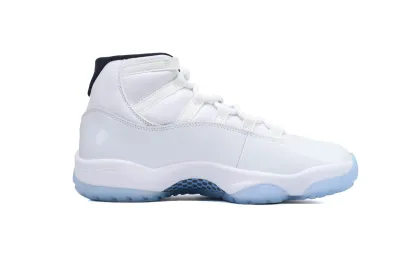Jordan 11 Retro Legend Blue (2024) CT8012-104 02