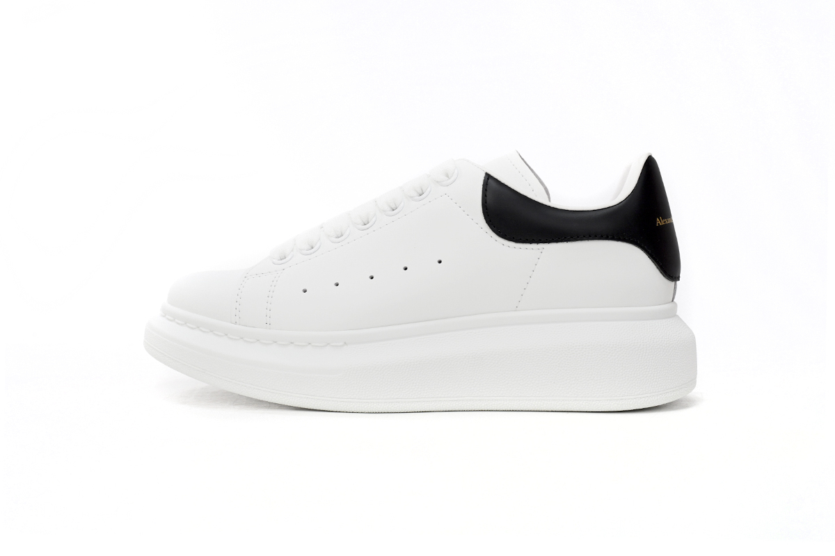 McQueen Ivory Black Fake
