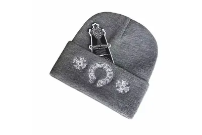 Chrome Hearts Horse Shoe Beanie Grey 01