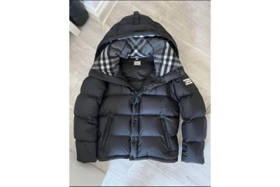 Brand Puffer Jacket Black 01