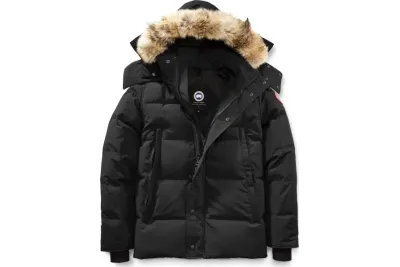 Canada Goose Wyndham Parka Jacket Black 01