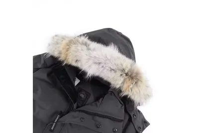 Canada Goose Wyndham Parka Jacket Grey 02