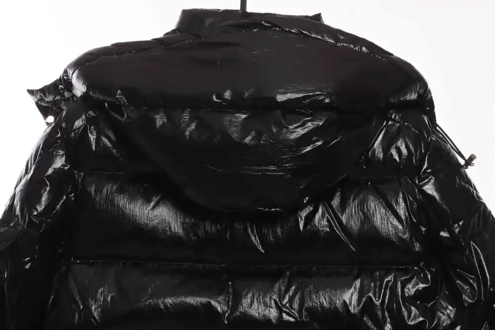Moncler Maya 70 Short Down Jacket Black