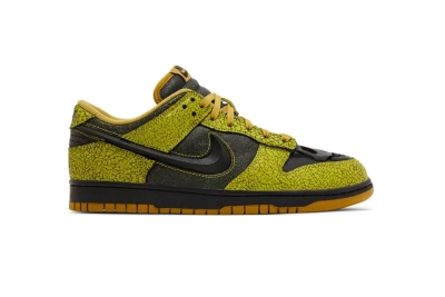 Nike Dunk Low Halloween Skull HV6103-300 02