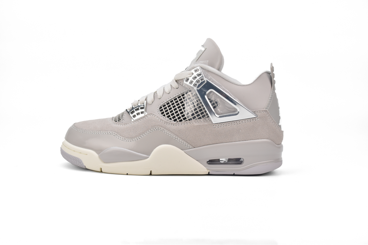 Jordan 4 Retro Frozen Moments AQ9129-001