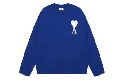 AMI PARiS Heart Sweater Navy 01