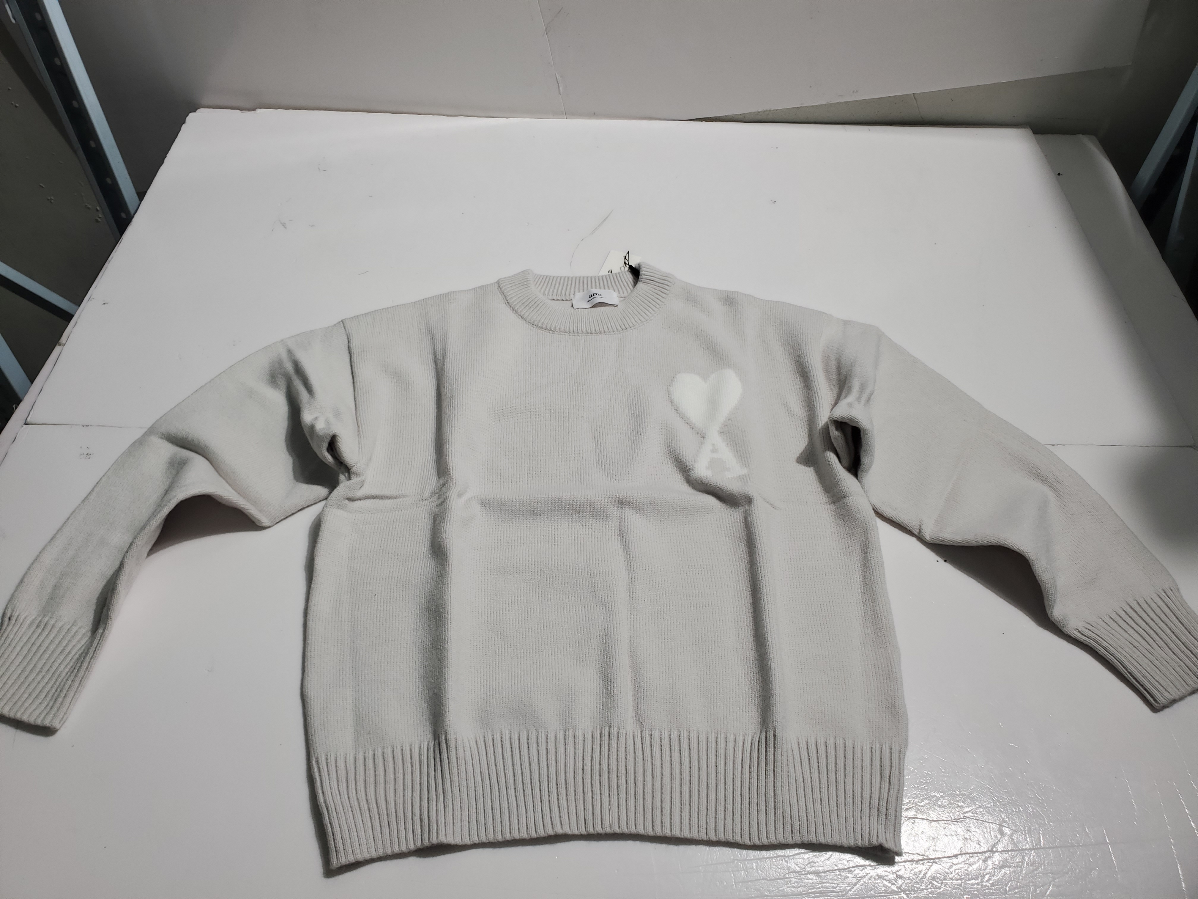 AMI PARiS Heart Sweater Grey