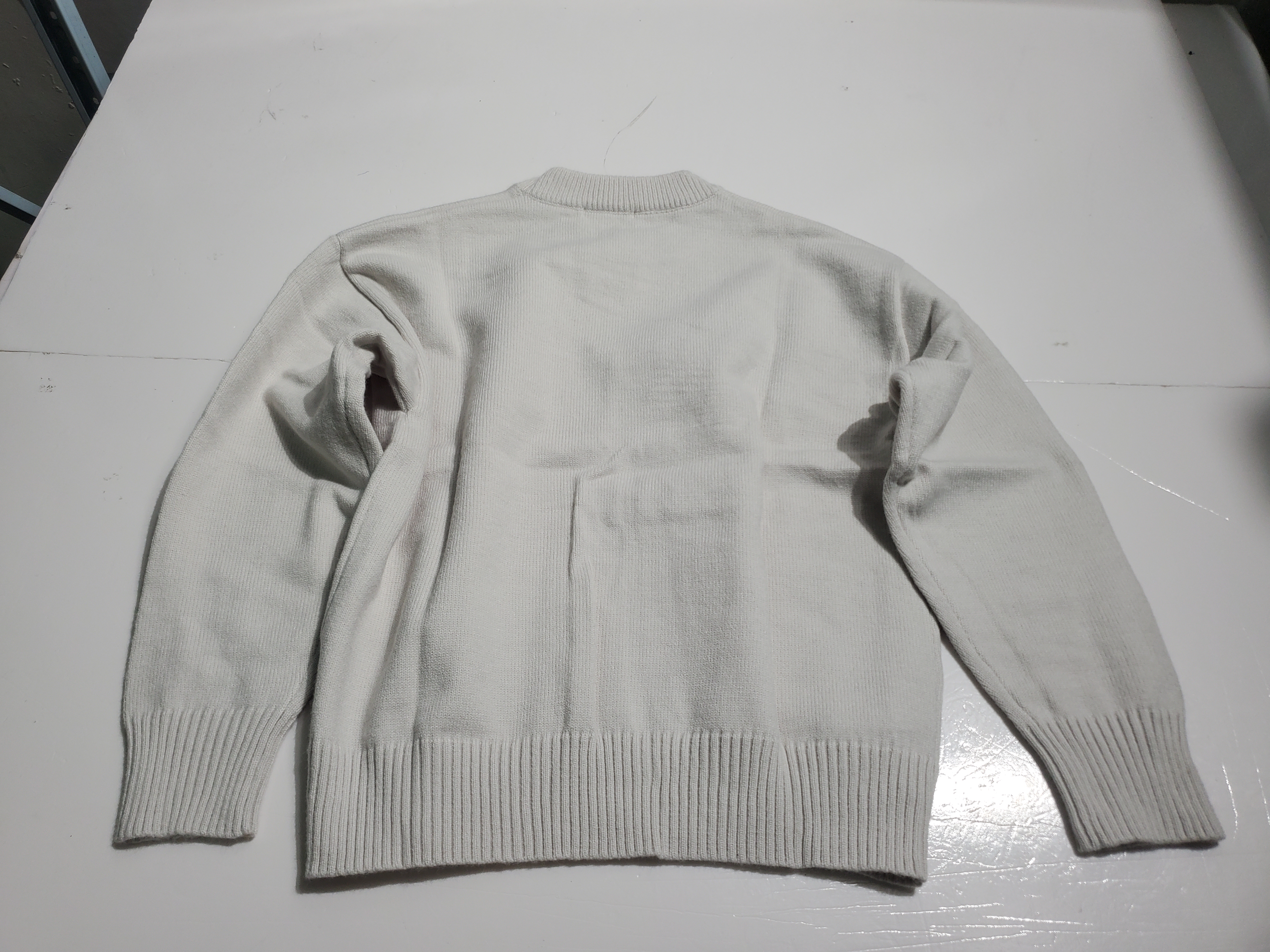 AMI PARiS Heart Sweater Grey