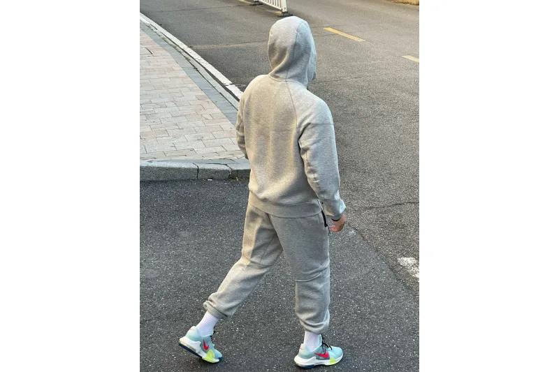 Nike Sportswear Tech Fleece Full-Zip Hoodie & Joggers Set Dark Heather Grey/Black