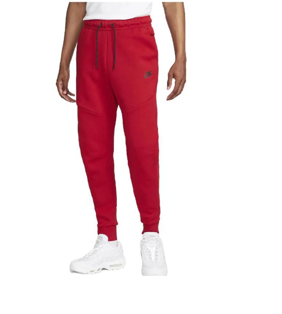 Nike Sportswear Tech Fleece University Red