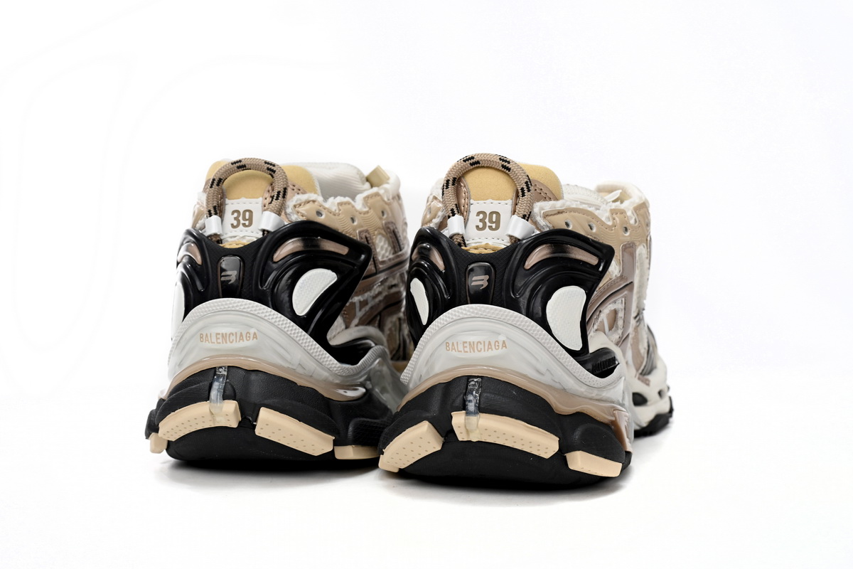 Balenciaga Runner Beige Black White 677403W3RB39891