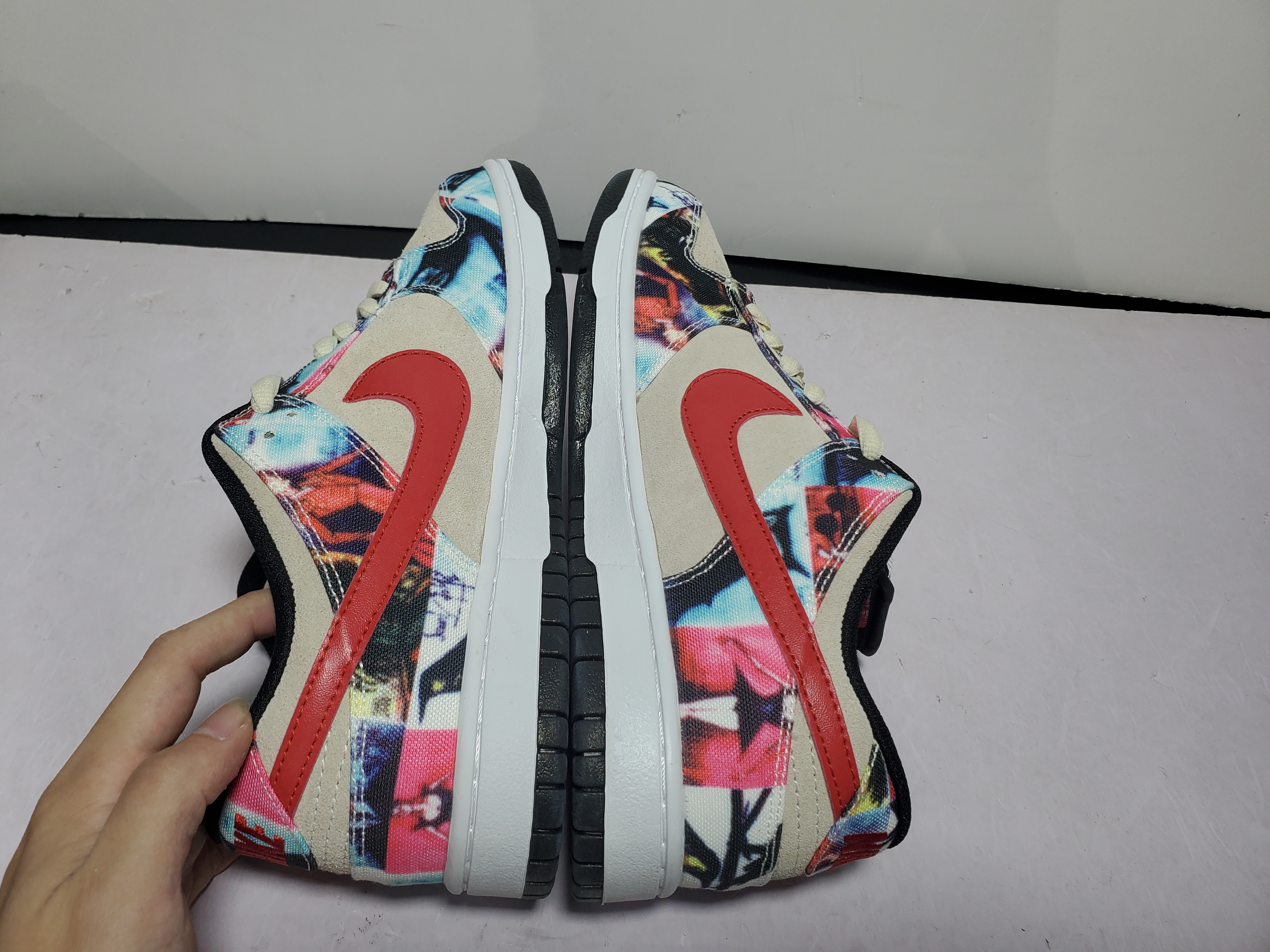 Nike SB Dunk Low Paris 308270-111