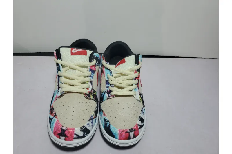Nike SB Dunk Low Paris 308270-111