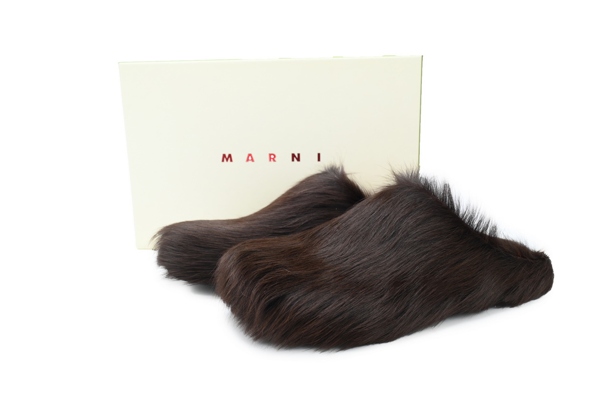 MARNI Long-Hair Calfskin Fussbett Sabot Brown
