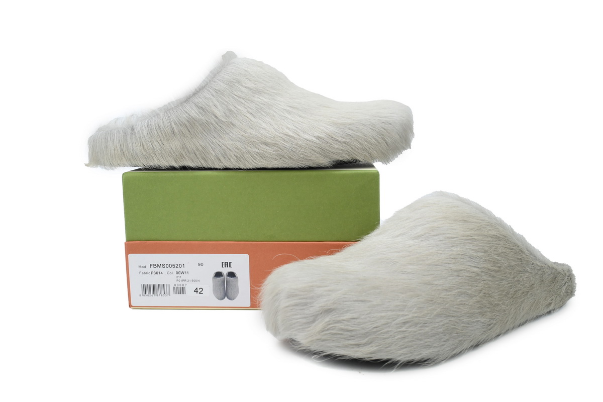 MARNI Long-Hair Calfskin Fussbett Sabot Grey