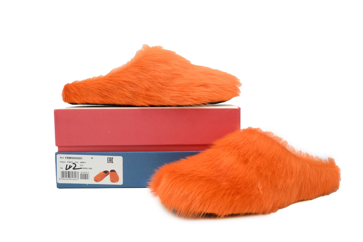 MARNI Long-Hair Calfskin Fussbett Sabot Orange