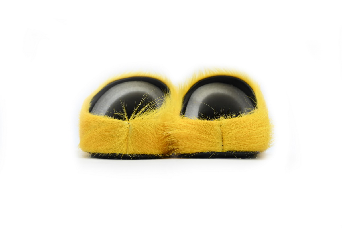 MARNI Long-Hair Calfskin Fussbett Sabot Yellow