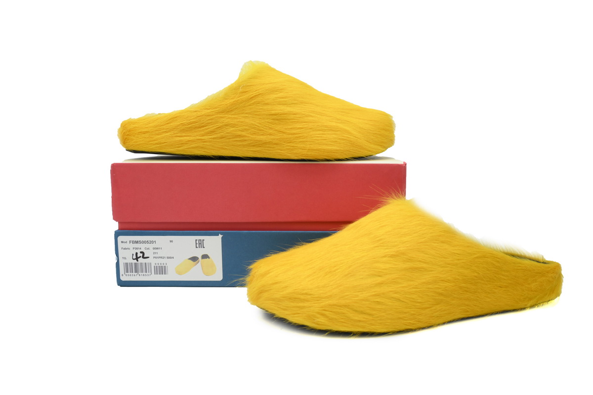 MARNI Long-Hair Calfskin Fussbett Sabot Yellow