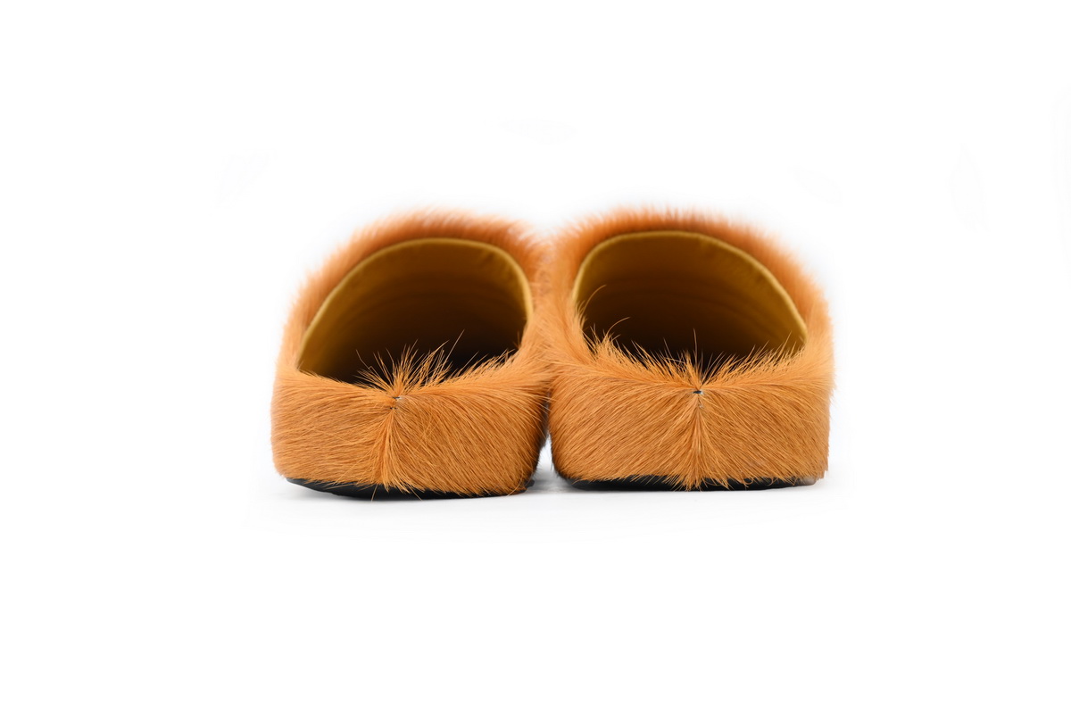 MARNI Long-Hair Calfskin Fussbett Sabot Yellowish Brown
